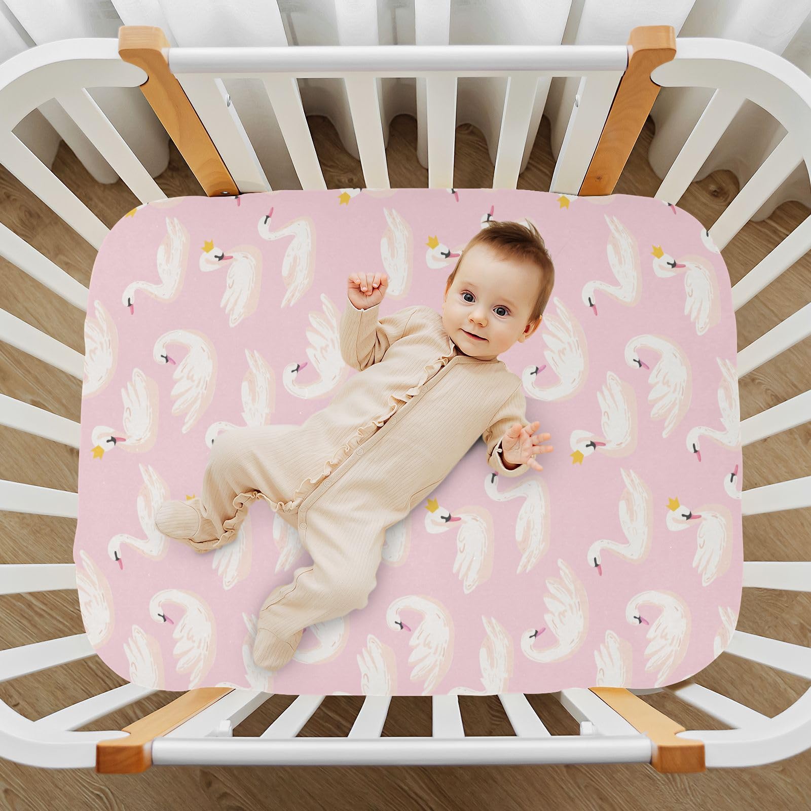 KICPOAY elastic-band closeup shows secure, durable fit for playard sheets.