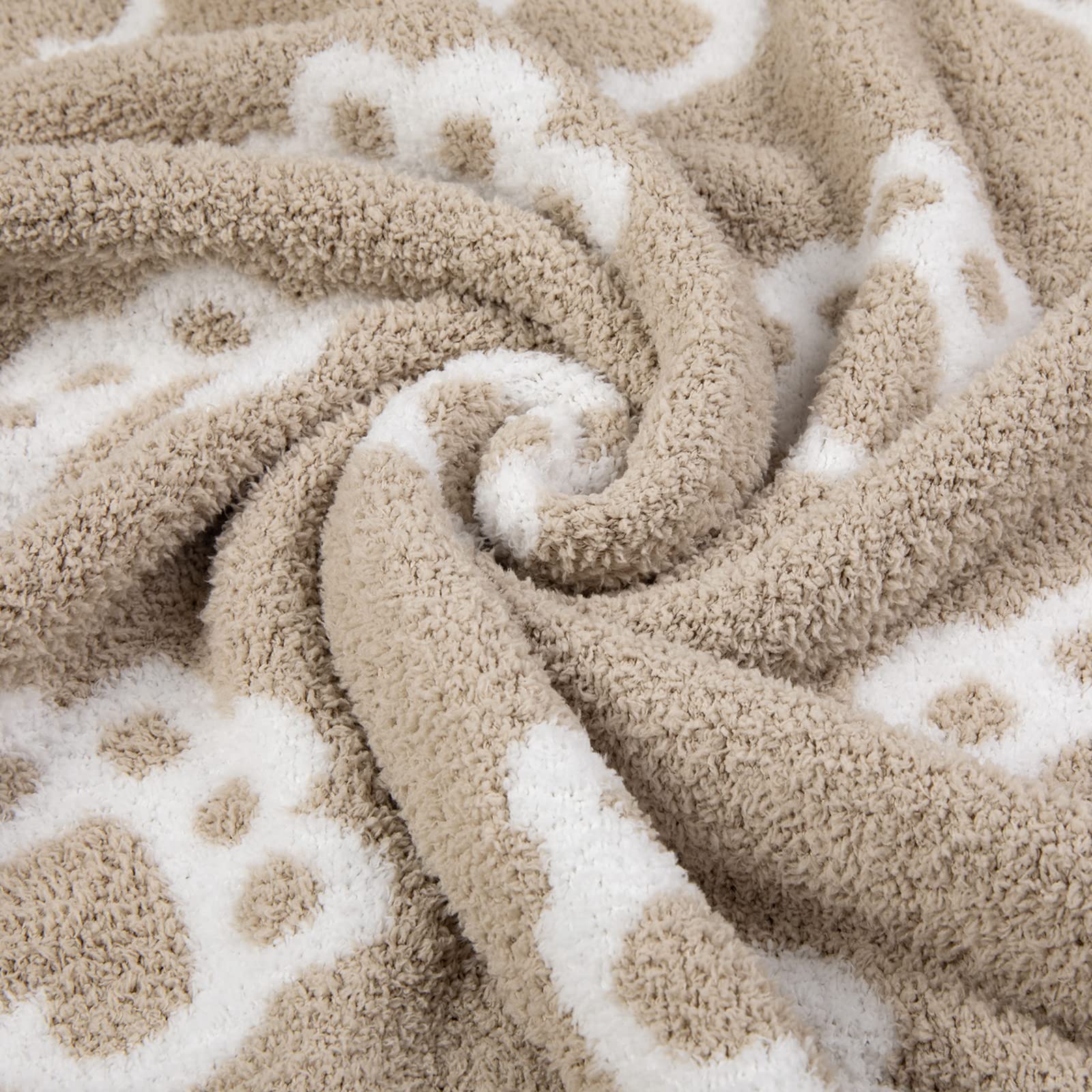 Kid Nation blanket is machine washable for easy care.