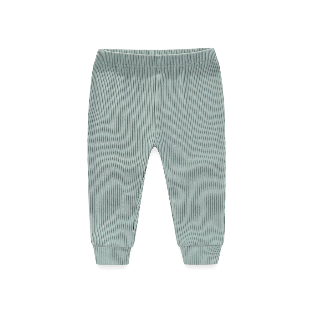 Kiddiezoom layette set arranged as a ready-to-gift unisex outfit for newborns.