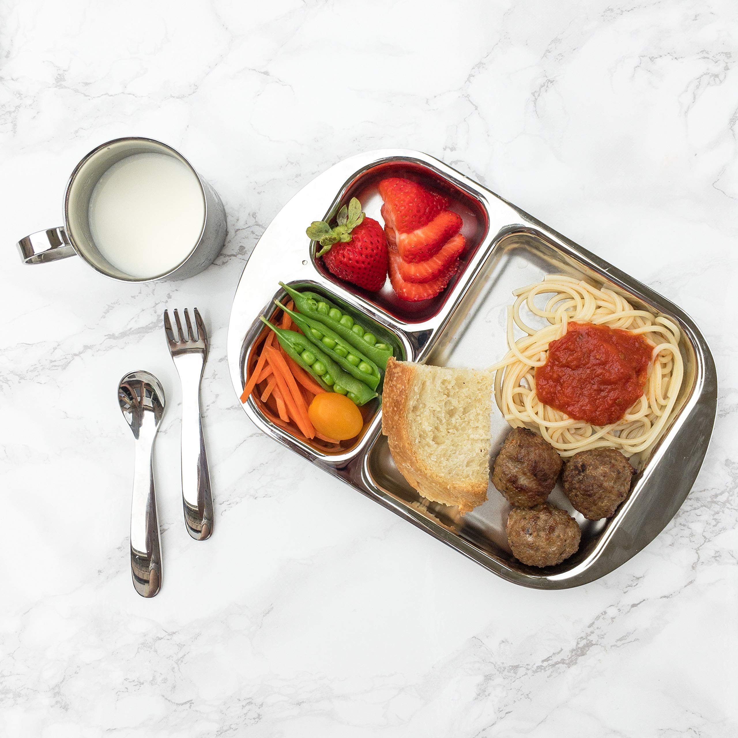 Kiddobloom stainless steel plate demonstrates odor-free, residue-free material.