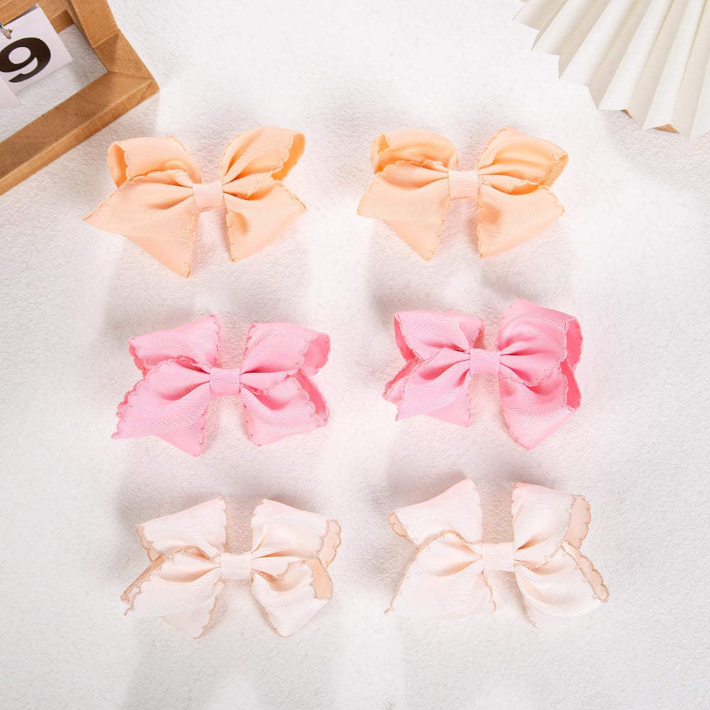 KIDOCHEESE grip-base clip keeps hair secure without slipping.