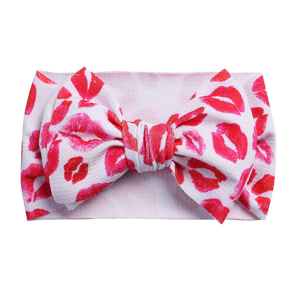 KIDOCHEESE baby headband on newborn, soft materials prevent slipping.