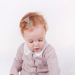KIDOCHEESE barrette offers strong grip yet lightweight wear