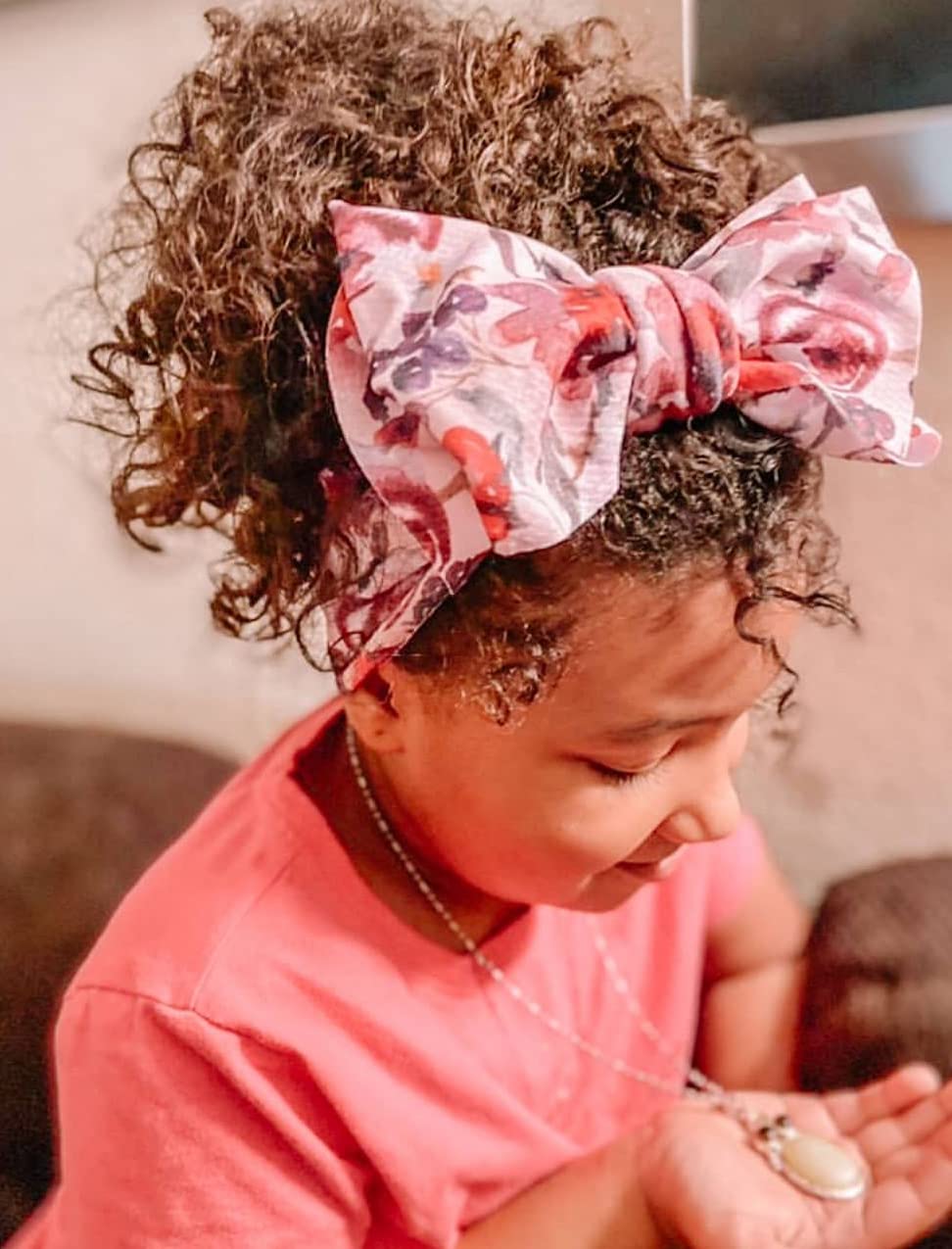 KIDOCHEESE gift-ready baby headband, delightful present for new babies.