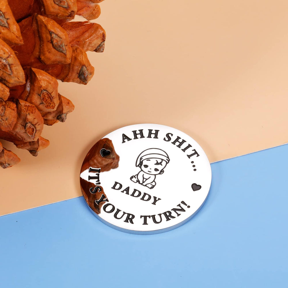 KINMES new parents gift packaging, ideal for first-time moms and dads.