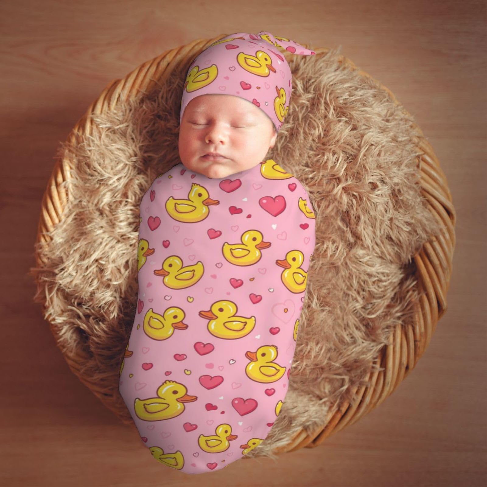 KiuLoam baby gift set is ideal for baby showers and registries.