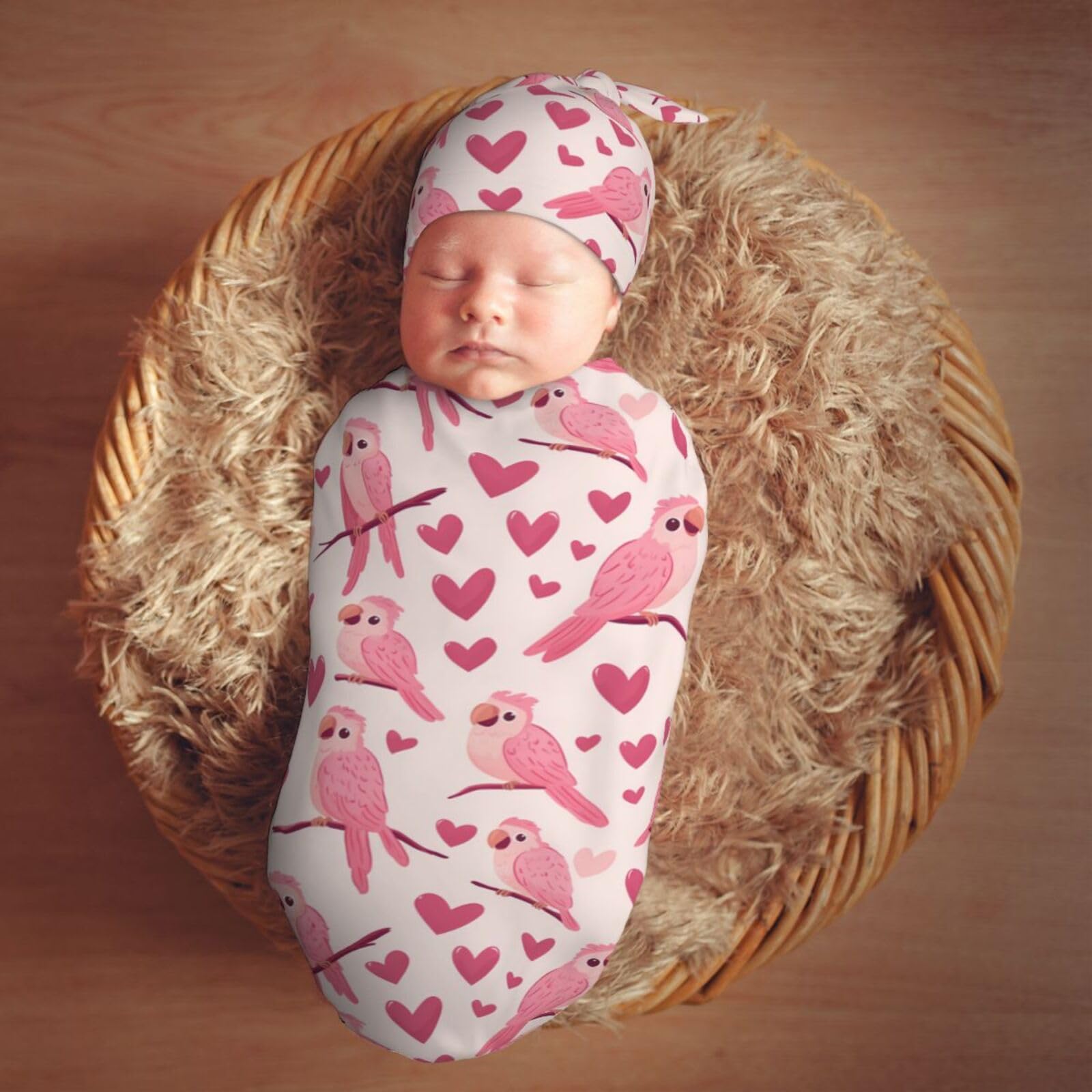 KiuLoam baby shower gift set looks adorable and practical for new parents.