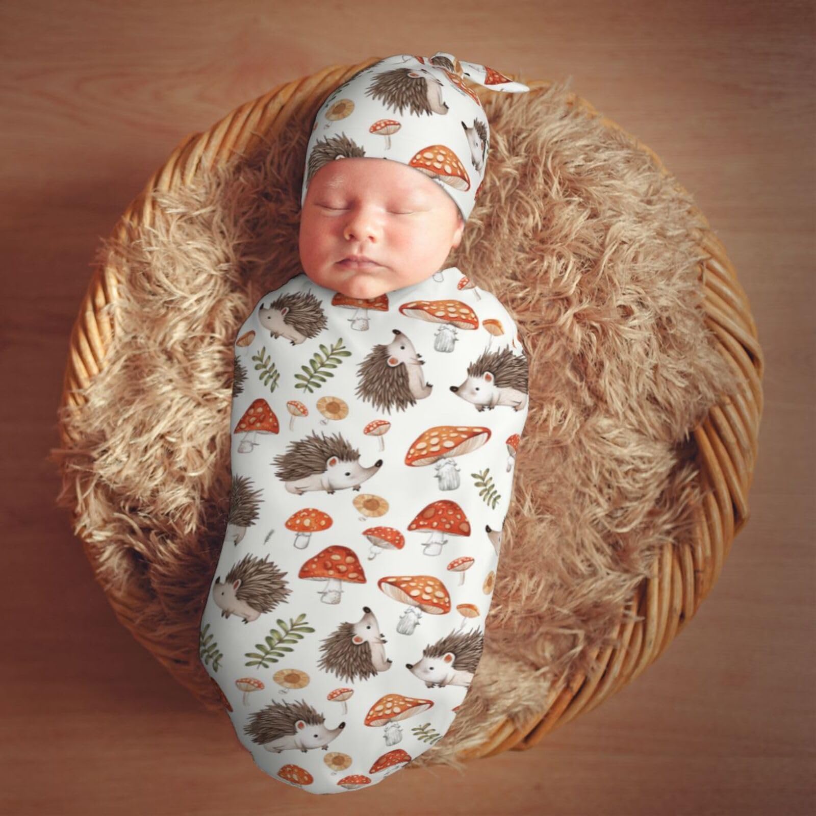 KiuLoam easy-care swaddle set, machine and hand wash friendly.