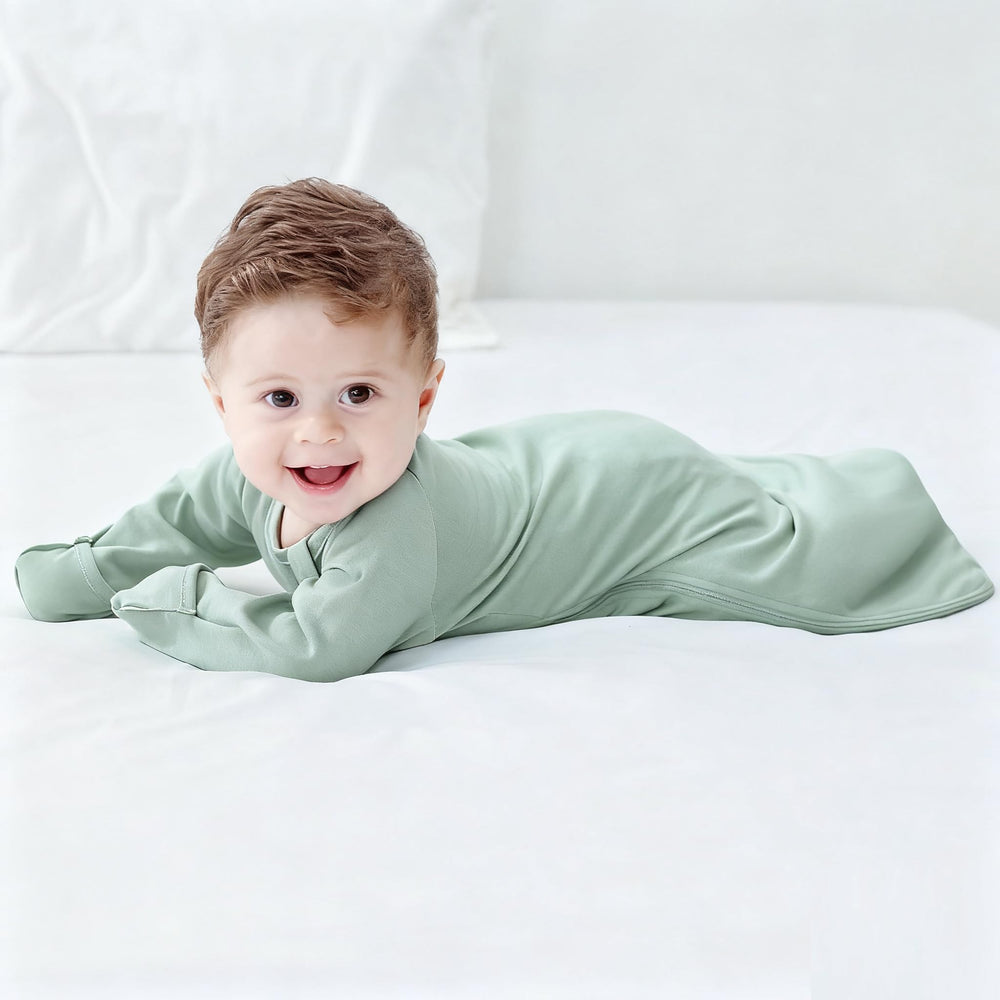 Knirose baby sleep solution promotes calm transitions from traditional swaddling.
