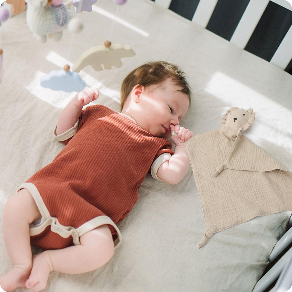 Knirose Lion Lovey portable blanket for easy grab-and-go comfort.