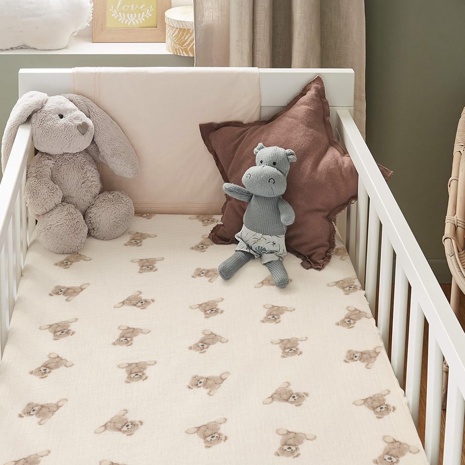 Knirose muslin crib sheet shows breathable fabric for baby comfort