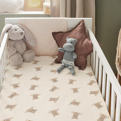 Knirose muslin crib sheet shows breathable fabric for baby comfort