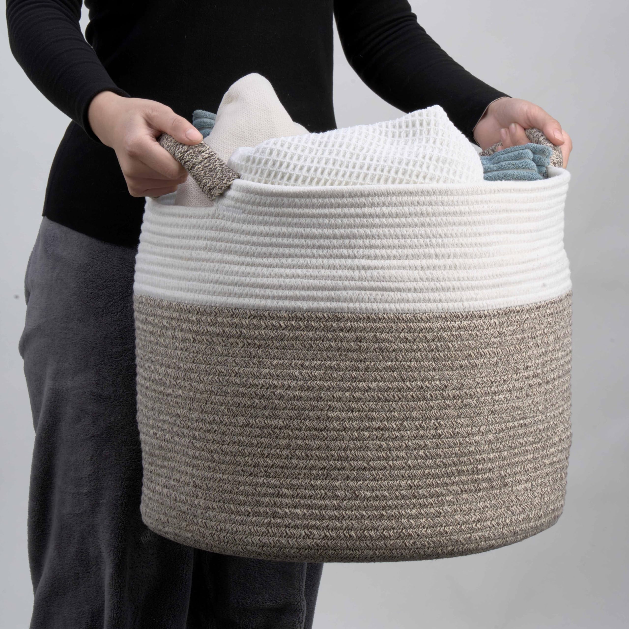 Kodomoore blanket basket decorative white-brown tone suits modern interiors.