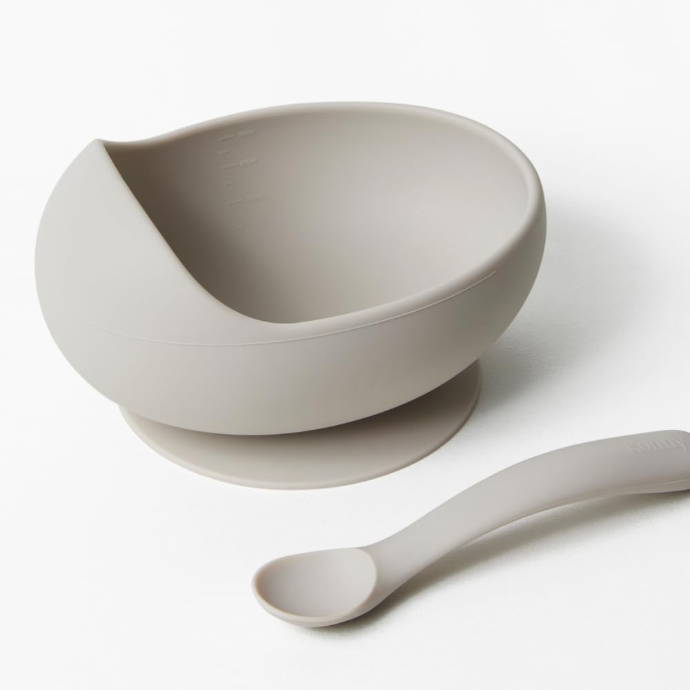 Konny baby bowl with microwave-safe silicone and suction base for mess-free self-feeding.