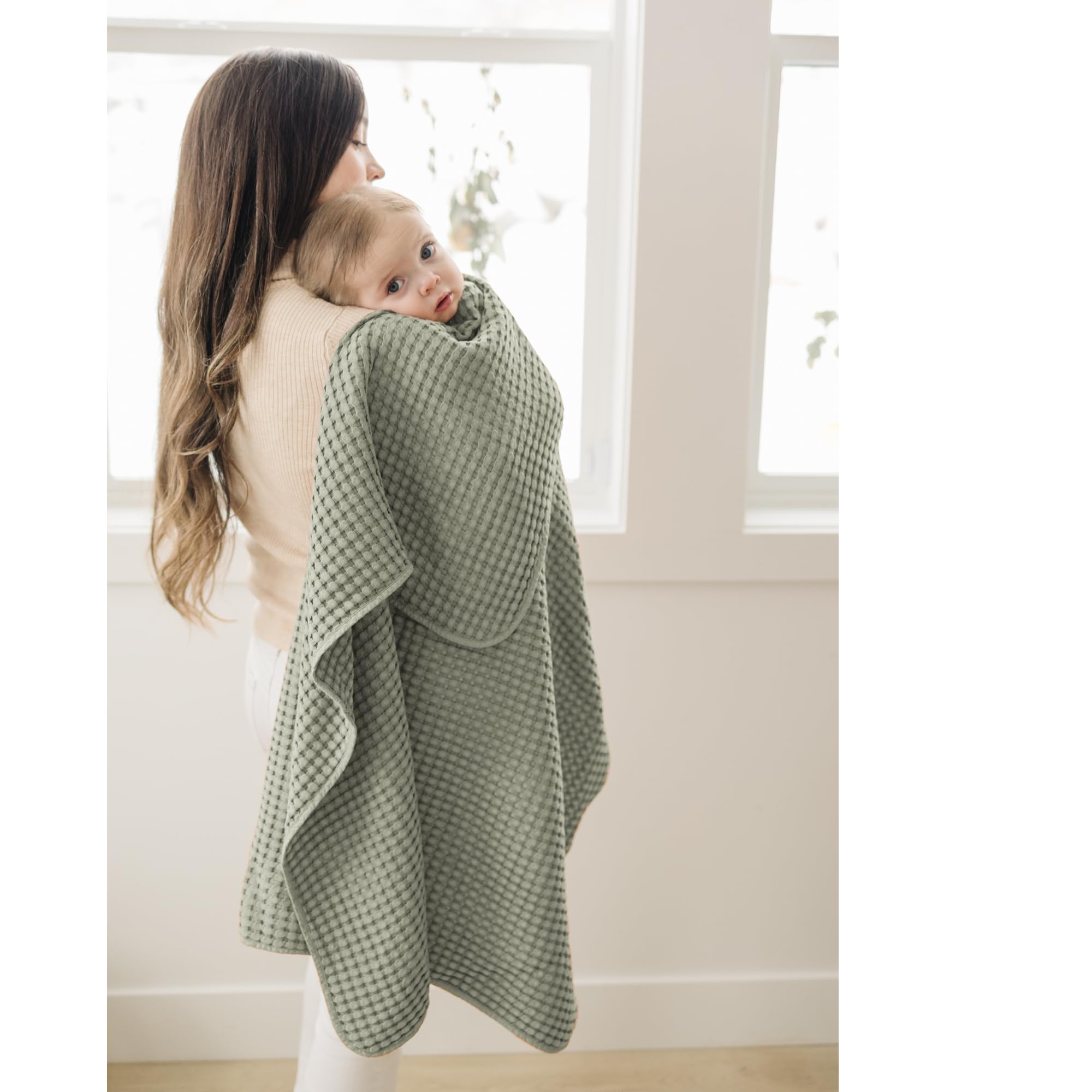 Close-up of Konssy waffle texture, breathable and gentle.