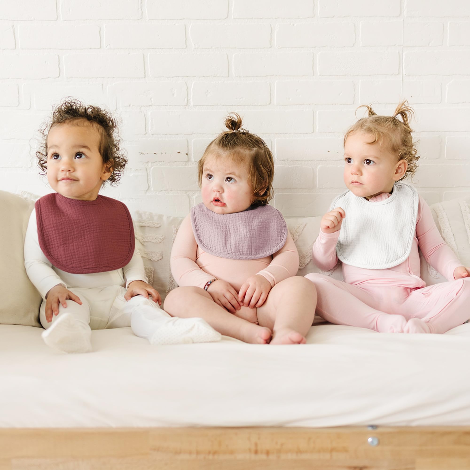 Konssy close-up shows soft muslin and fleece back for gentle skin contact.