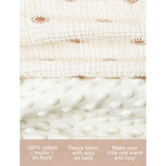Konssy blanket back dotted fleece adds cozy warmth and plush feel.