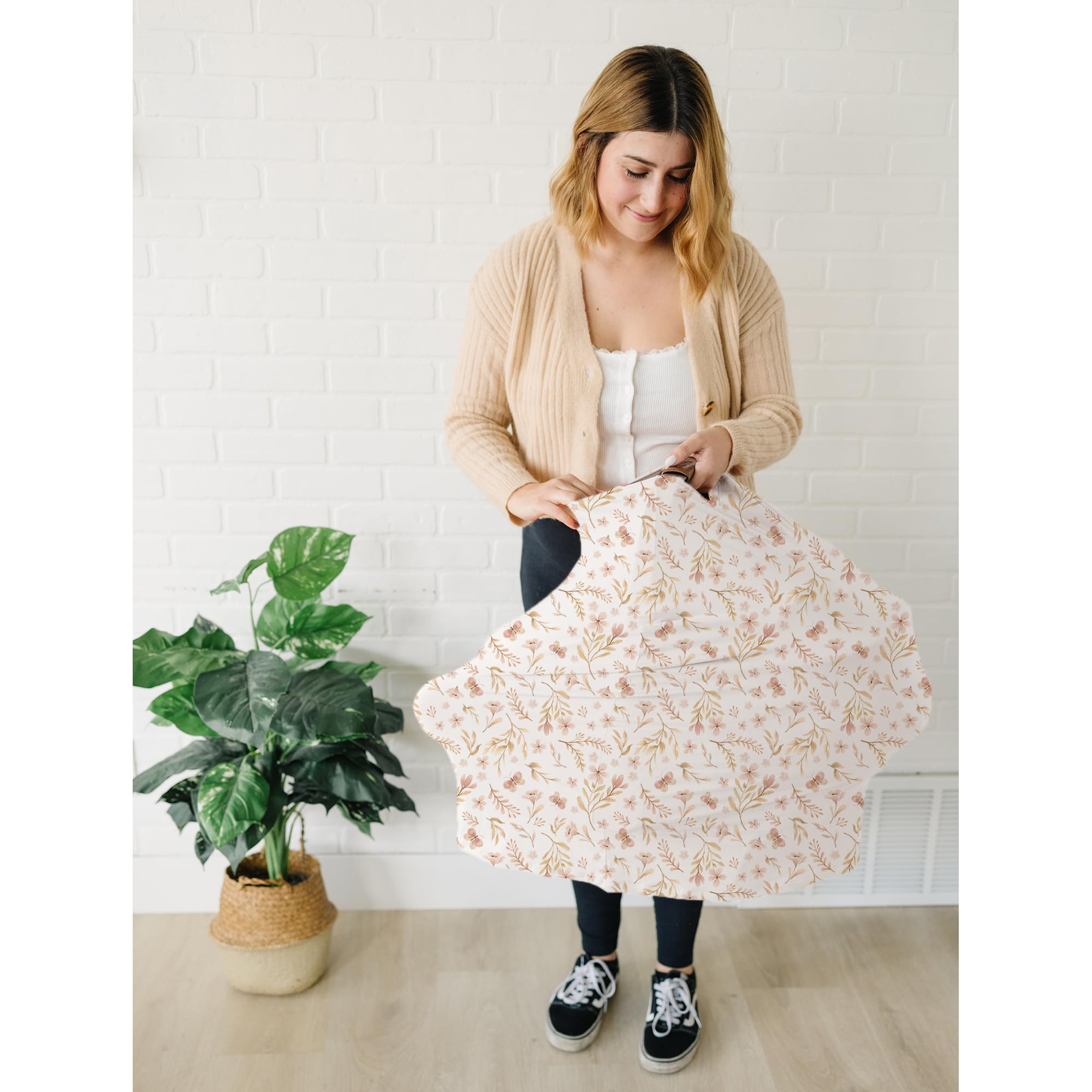 Konssy Baby Car Seat Cover 360-degree coverage for private breastfeeding in public.