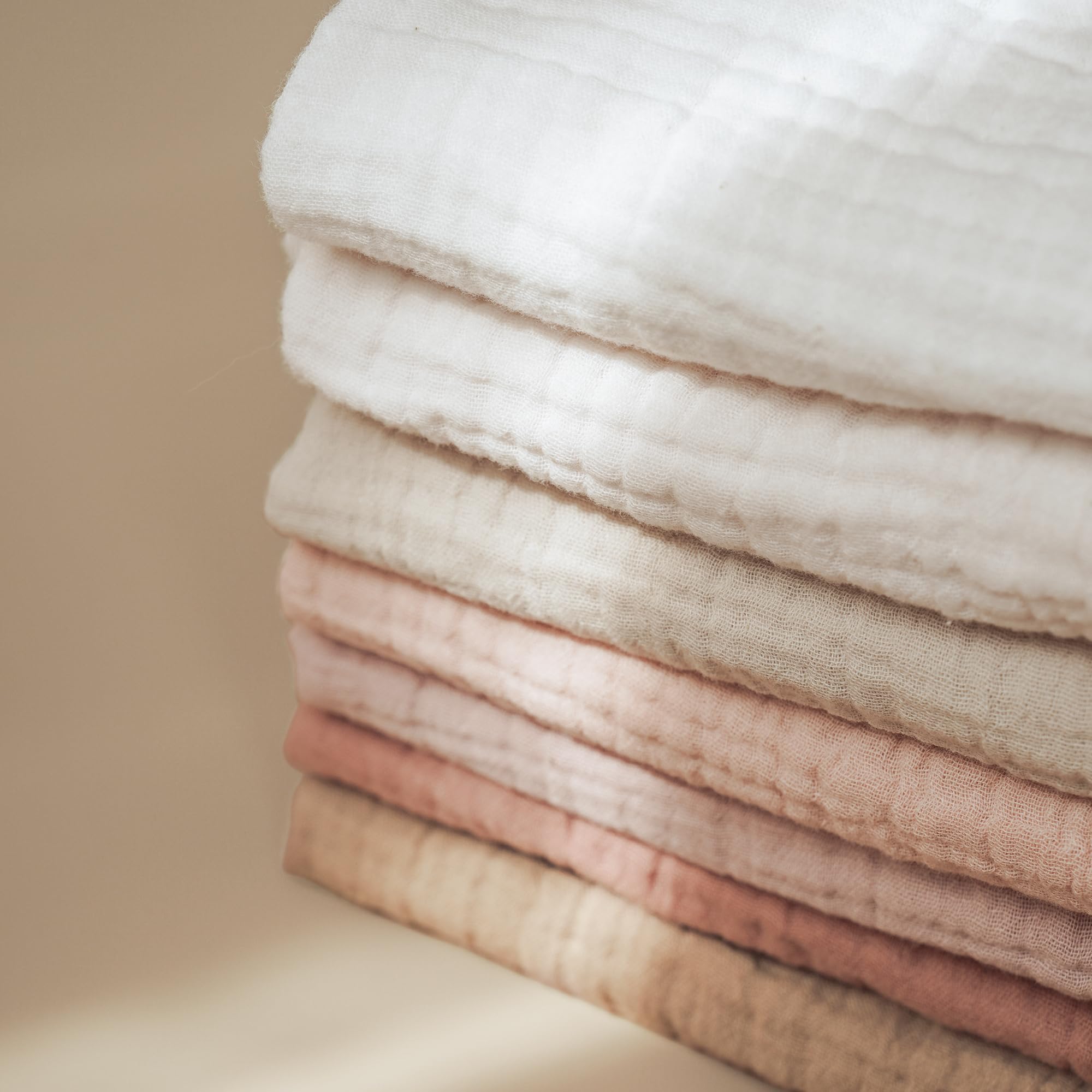 Konssy baby muslin washcloths color variety highlighting seven colors for easy bath time picks.