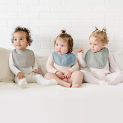 Konssy bandana-style bibs absorbent design helps keep outfits clean during teething.