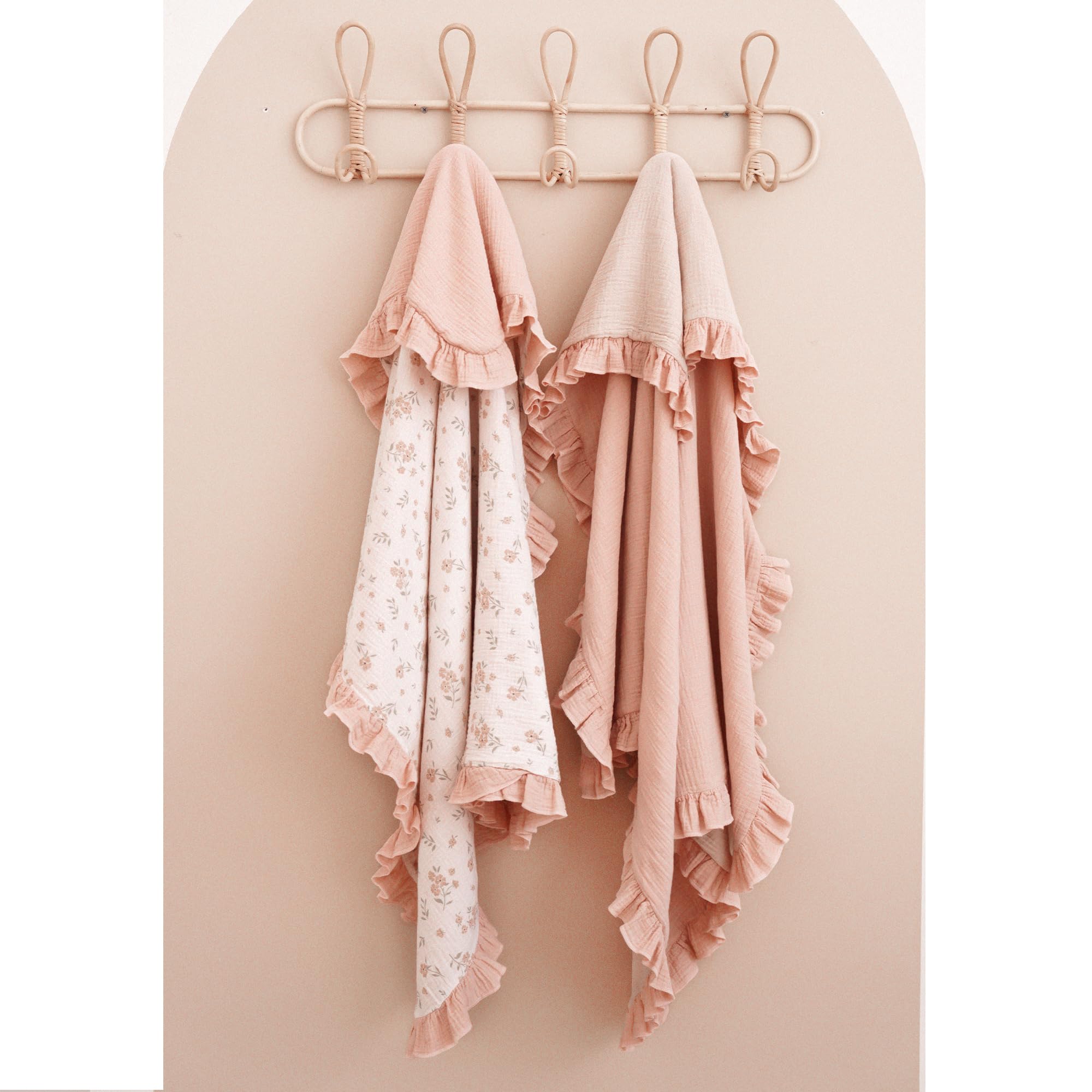 Konssy Blossom blanket outdoors, lightweight shade during a nap.