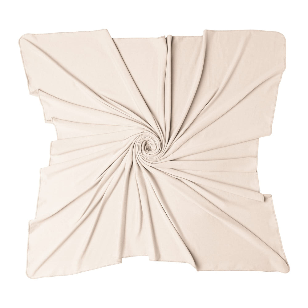Konssy headband elastic fit closeup demonstrating adjustable comfort