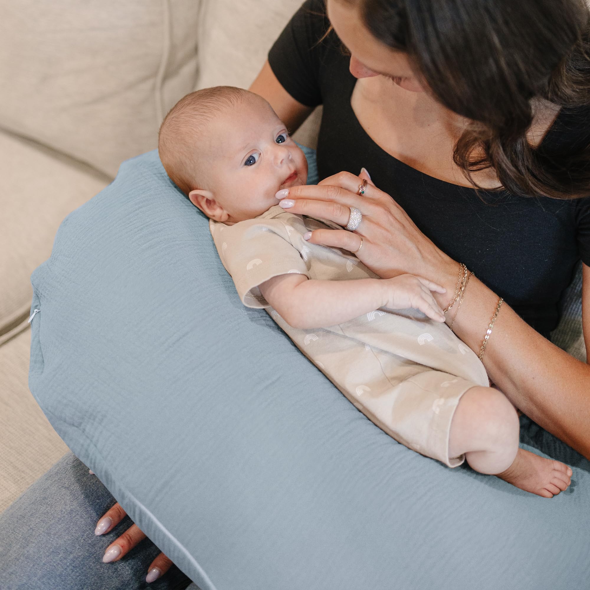 Konssy soft texture close-up shows breathable muslin for baby's skin.