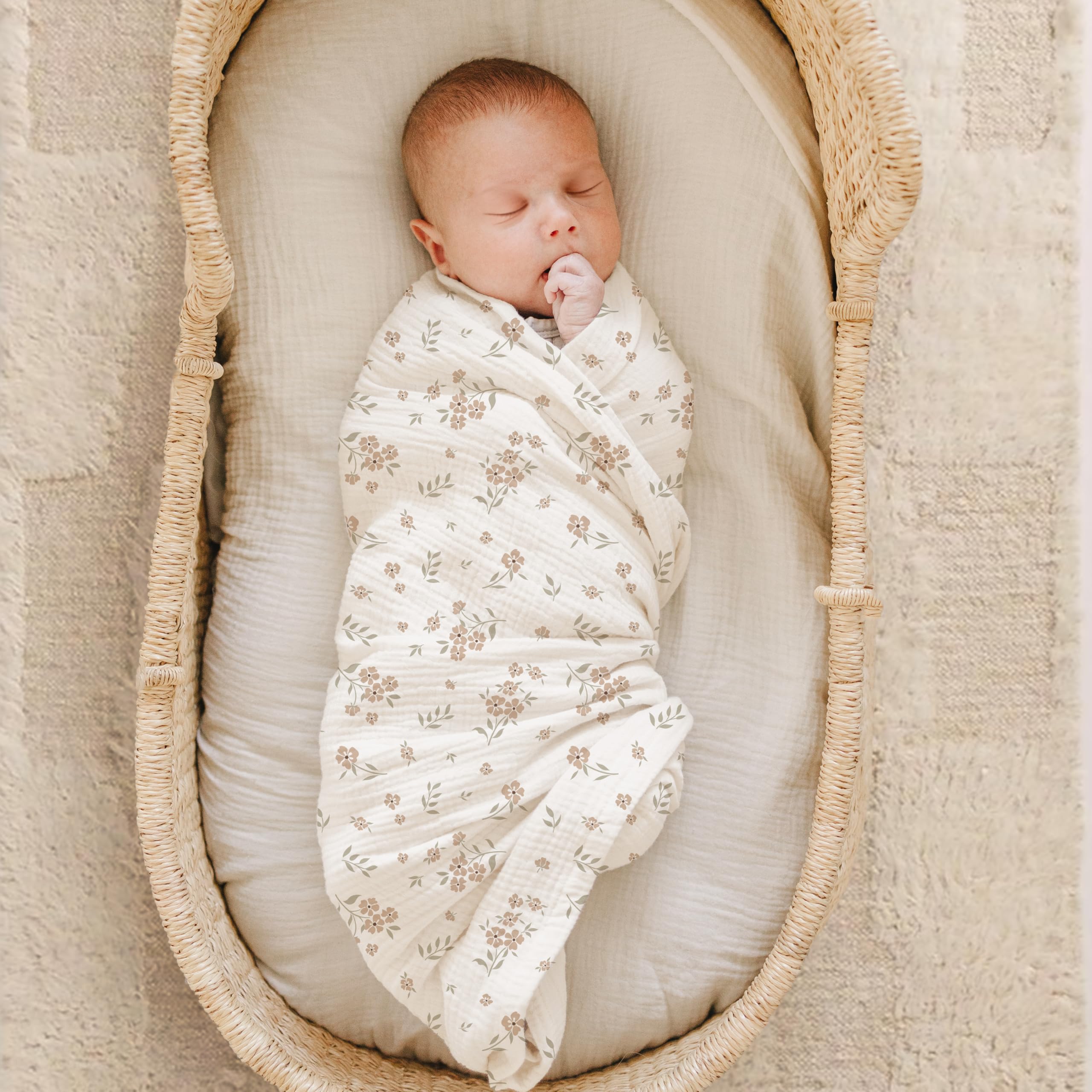 Konssy 47x47 muslin size provides generous wrapping for secure comfort.