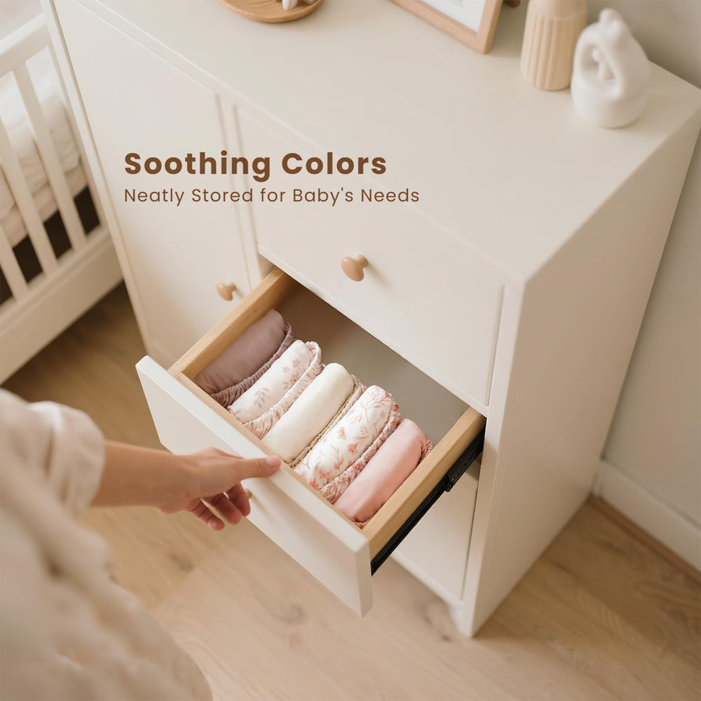 Konssy Blossom design adds a stylish, gender-neutral touch to any nursery setting