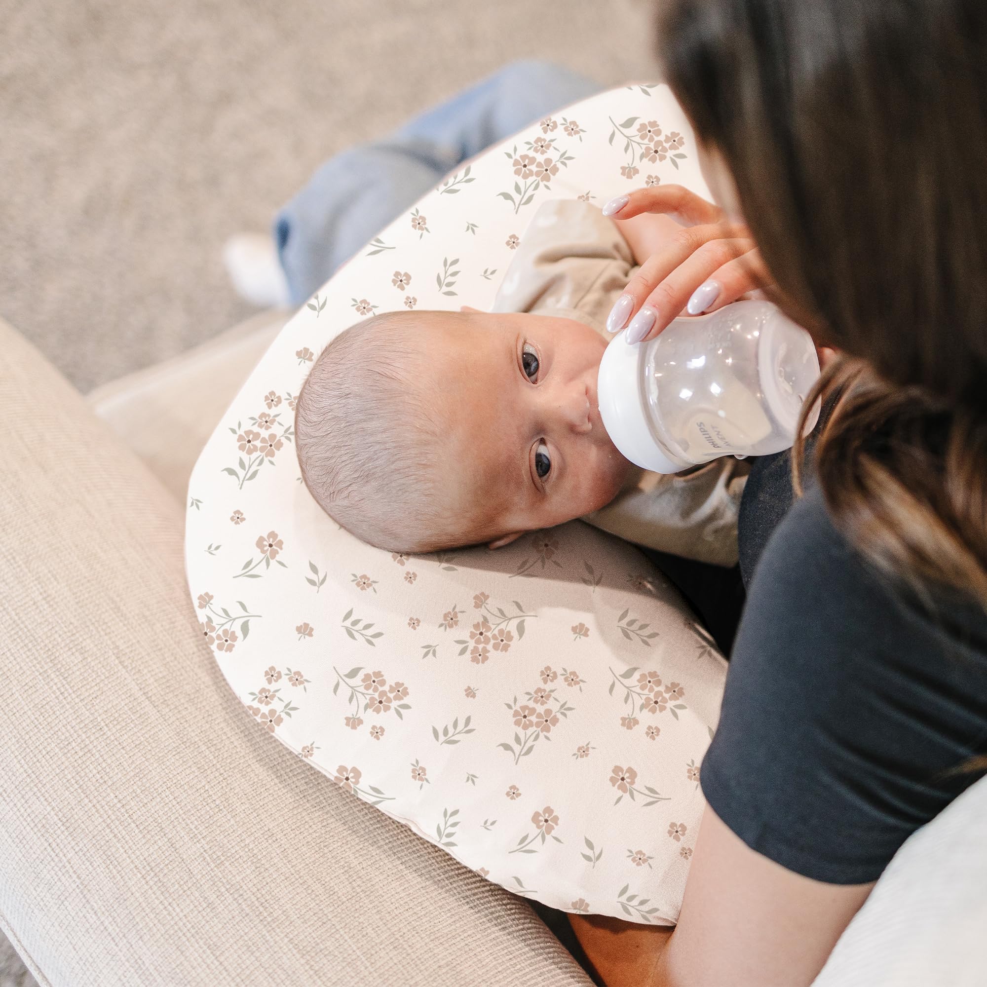 Konssy durable pillow cover designed for daily use by new and seasoned parents.