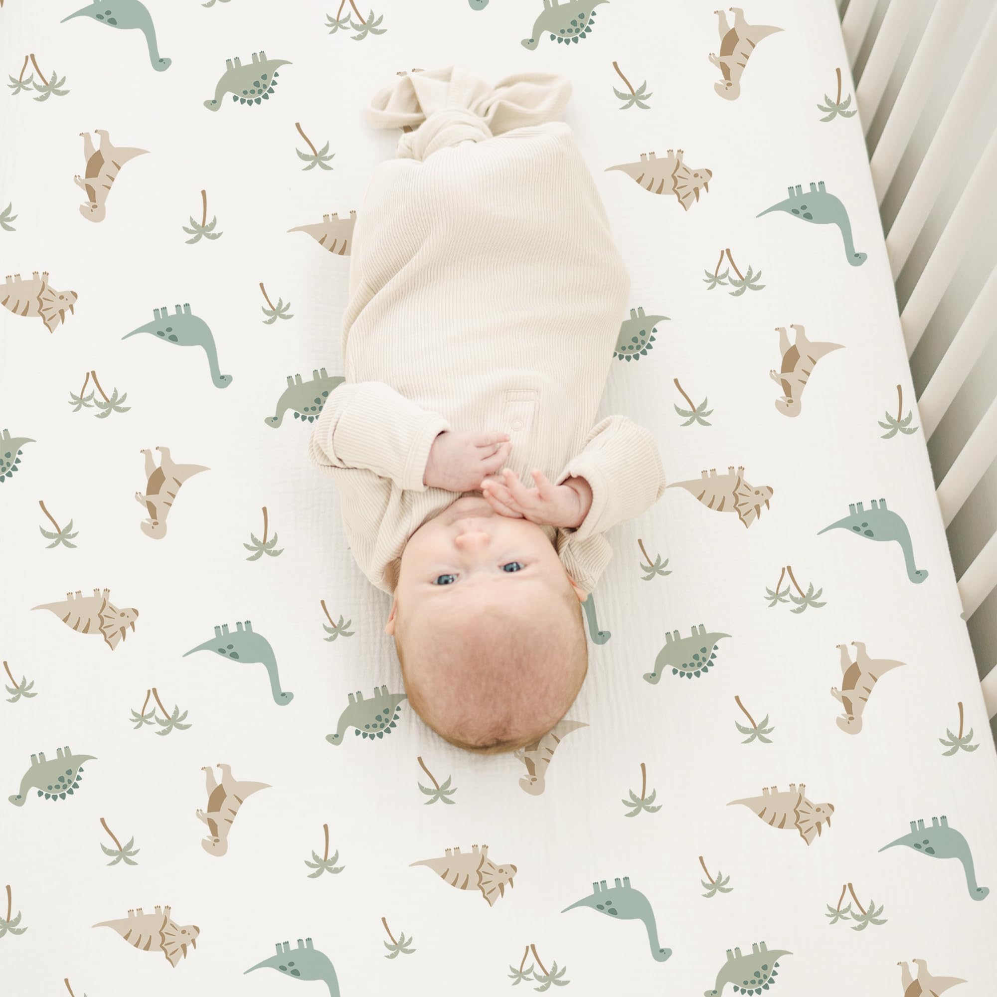 Konssy Soft cotton baby sheet delivers breathable comfort during naps