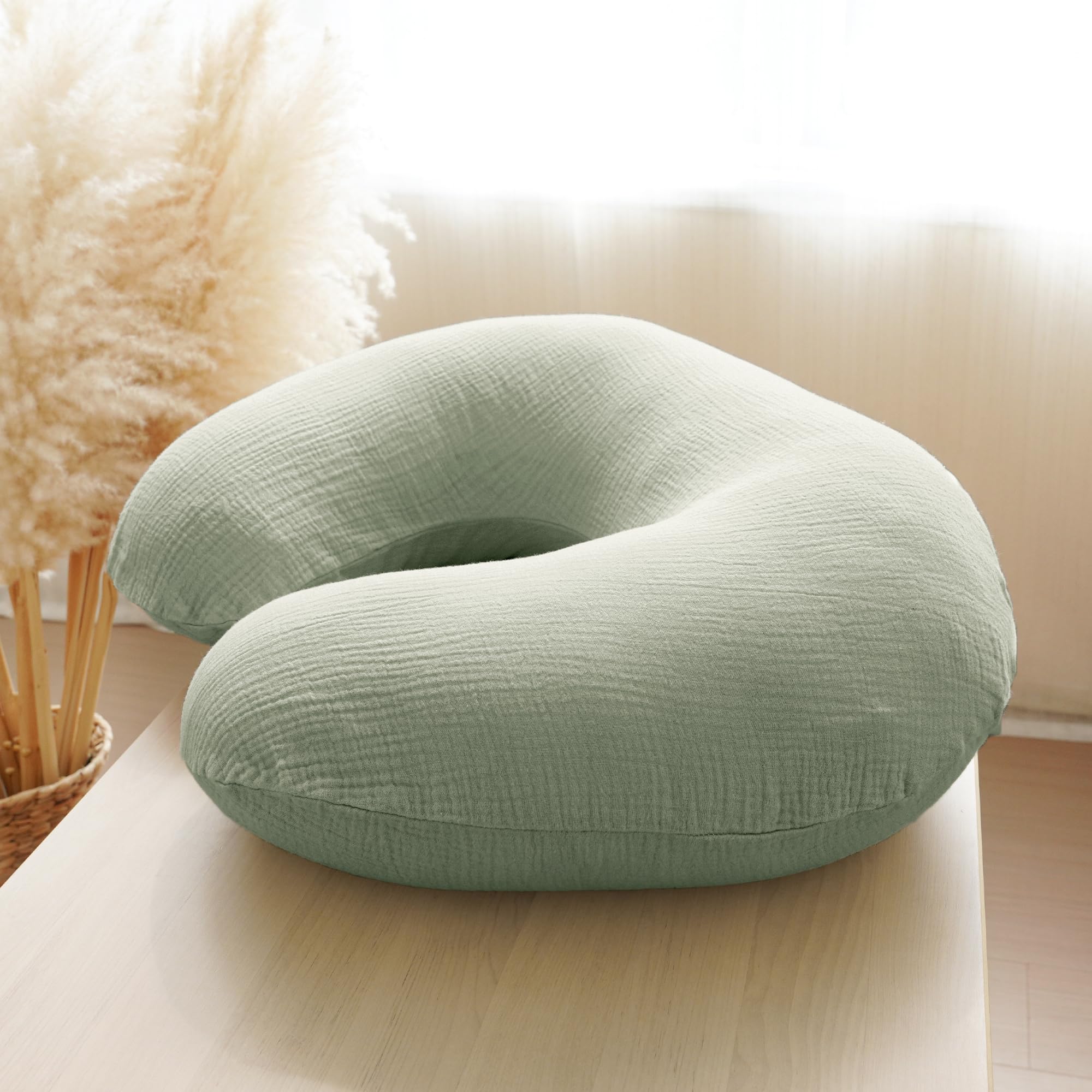 Konssy standard-fit cover fits most pillows for easy replacement
