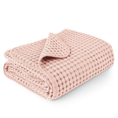 Konssy Waffle Baby Blanket pink close-up texture highlights soft, breathable fabric.