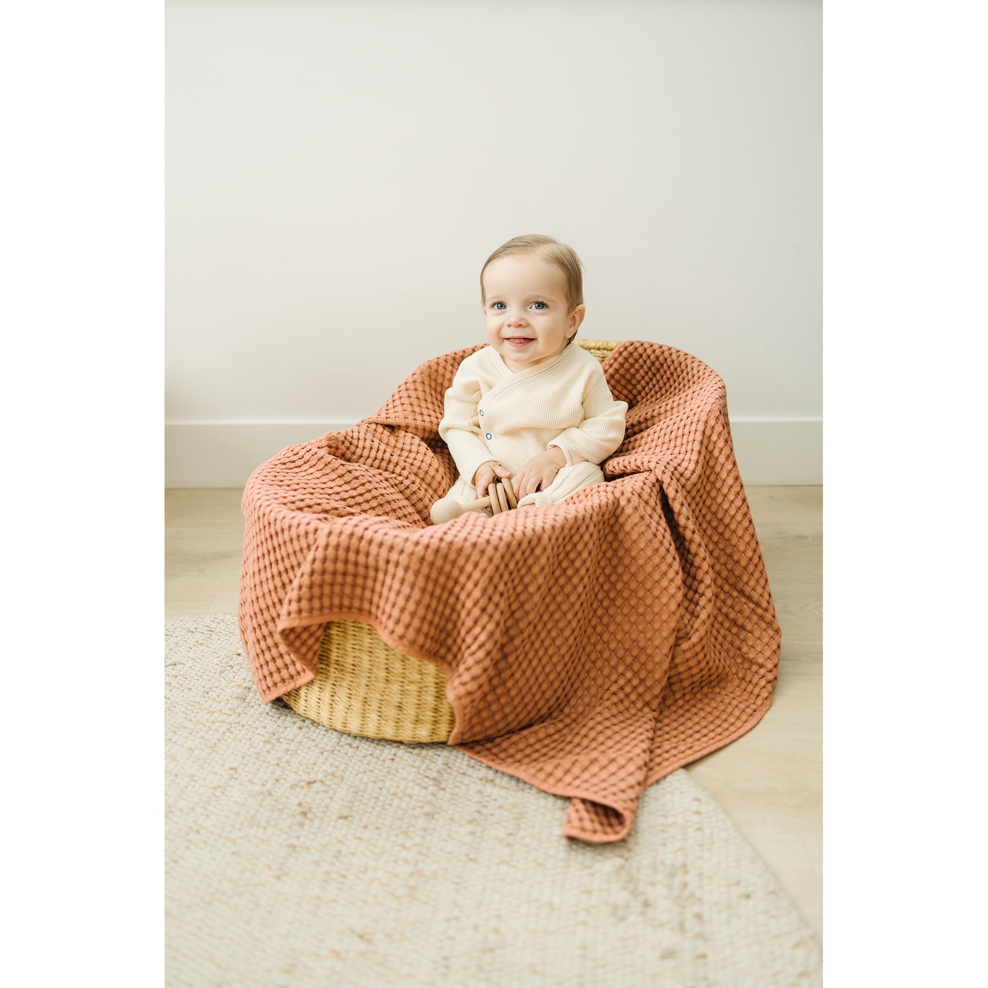 Konssy waffle blanket unisex design close up for any nursery