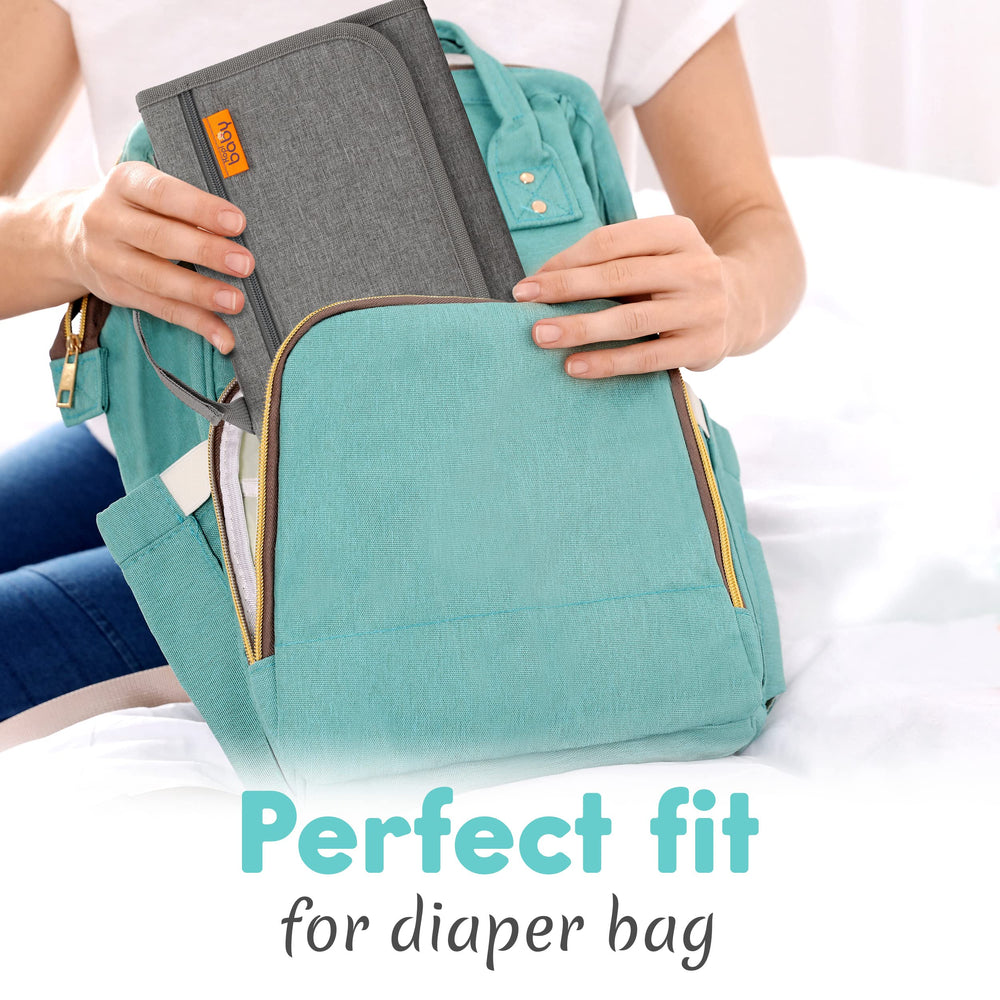 Kopi Baby two large pockets and inner pocket for storage