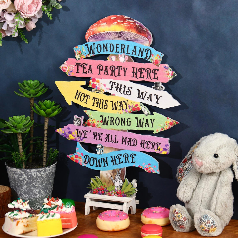 KOYILTD Wonderland gift idea arrow creates a memorable keepsake