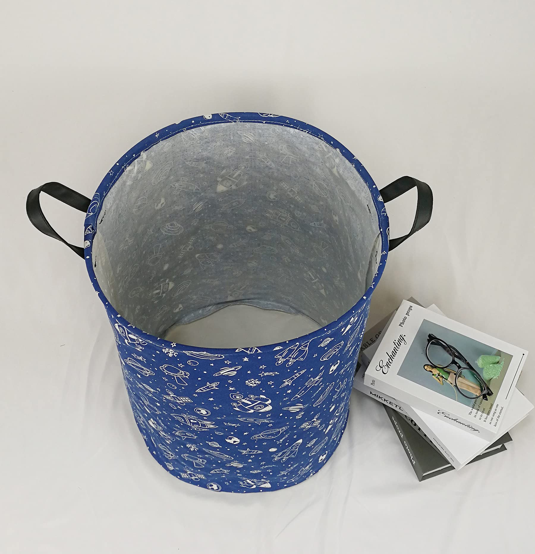 KUNRO navy spaceship basket dimensions showing 63L capacity