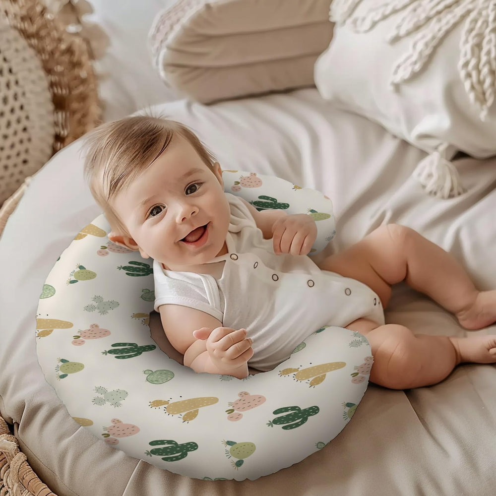 KuphiL10C cover's discreet middle zipper keeps edges smooth while protecting baby skin.