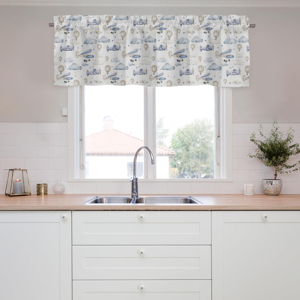 KuphiL10C rod-pocket valance installs easily on standard curtain rods.