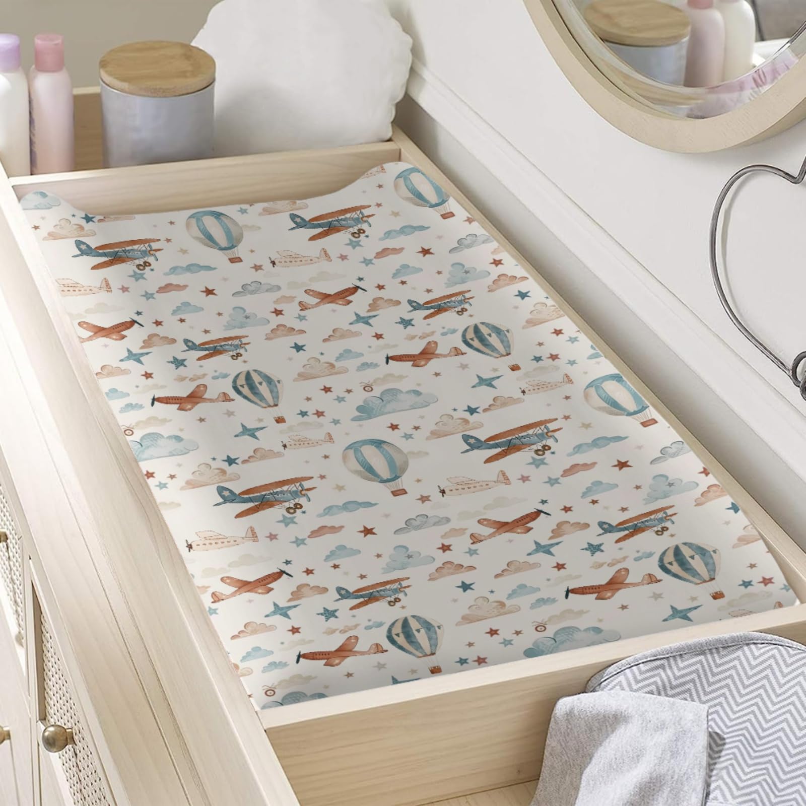 KuphiL10C neutral design fits both boys and girls for shared rooms