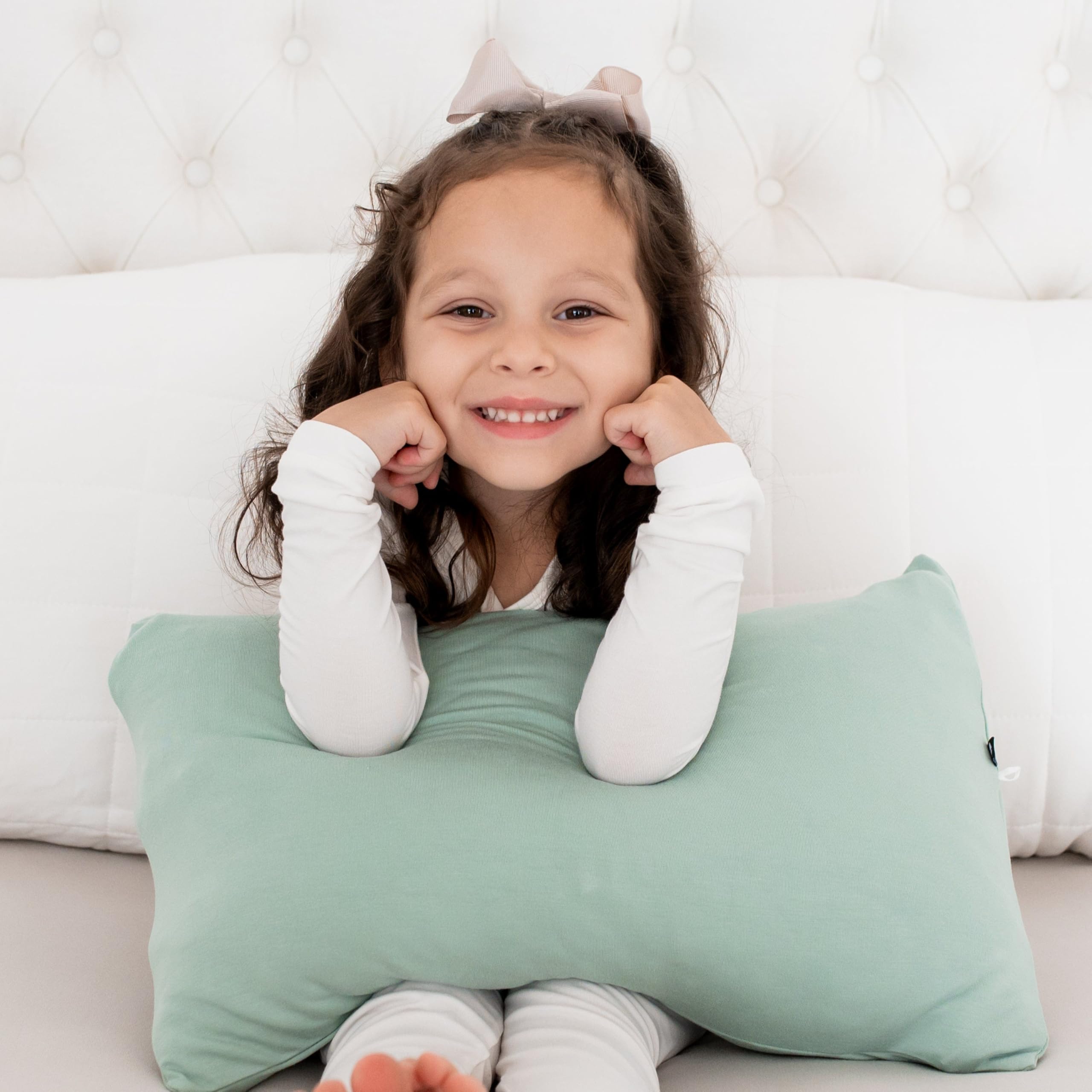 KYTE BABY pillowcase Sage envelope closure keeps pillow secure