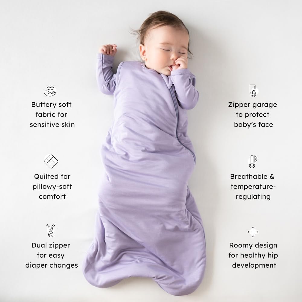 Kyte Baby J-shaped double zipper for easy diaper changes