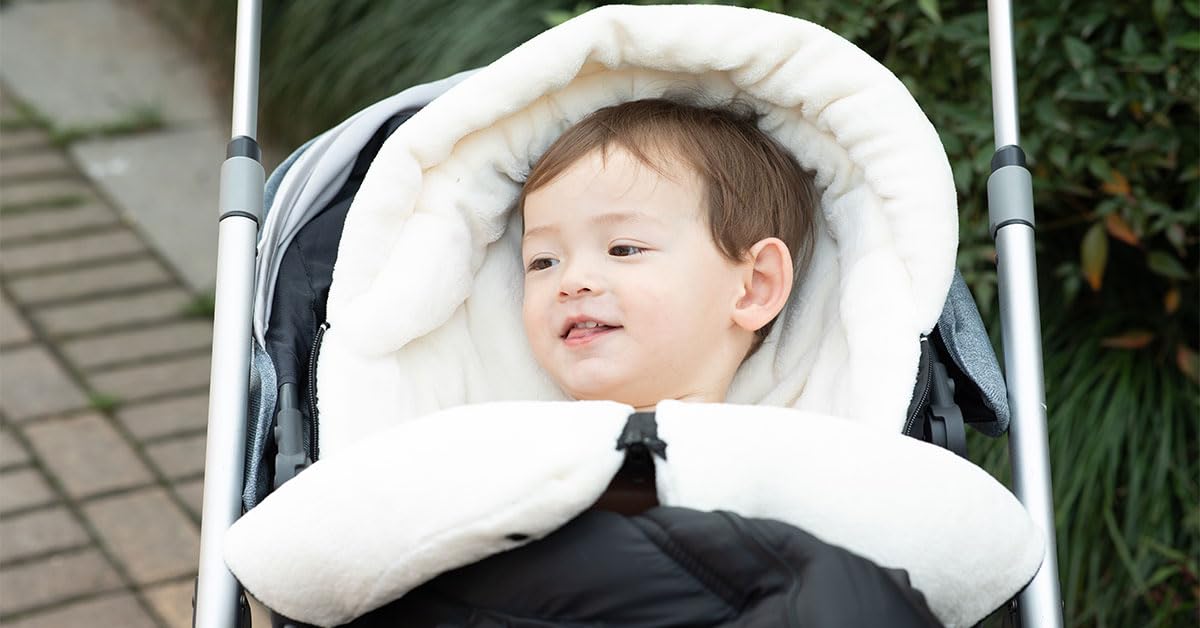 KZ Dotnz footmuff is machine washable at 30°C.