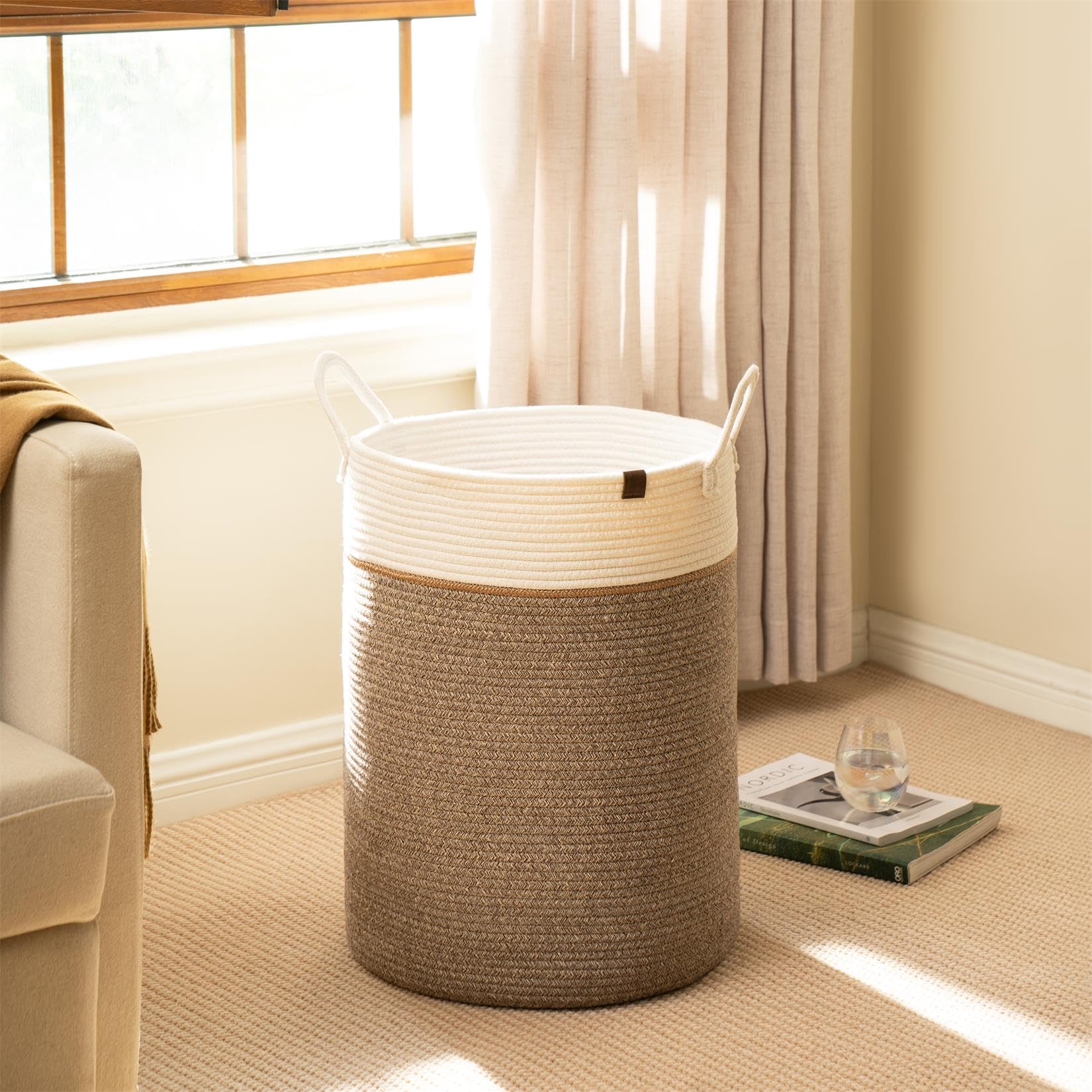 LA JOLIE MUSE space-saving folded basket ready for storage
