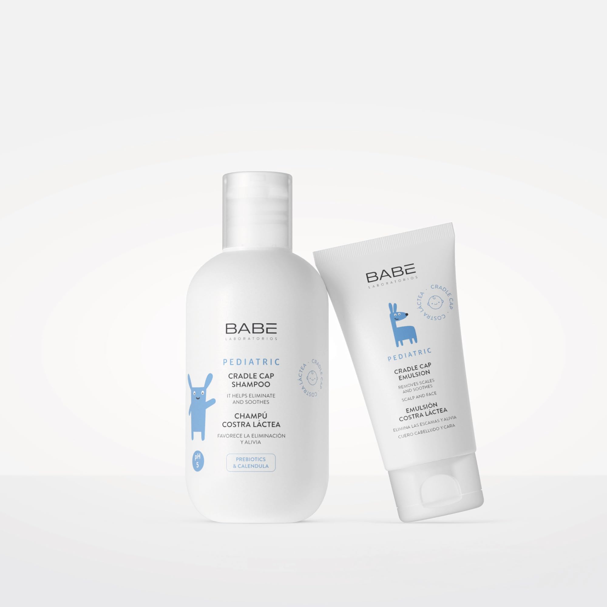 Laboratorios Babe cradle cap shampoo promotes scalp care and hair shine after use.