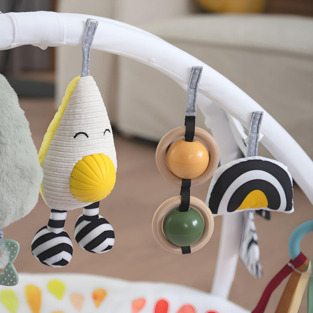 LADIDA cloud pillow provides cushioned comfort during playtime.