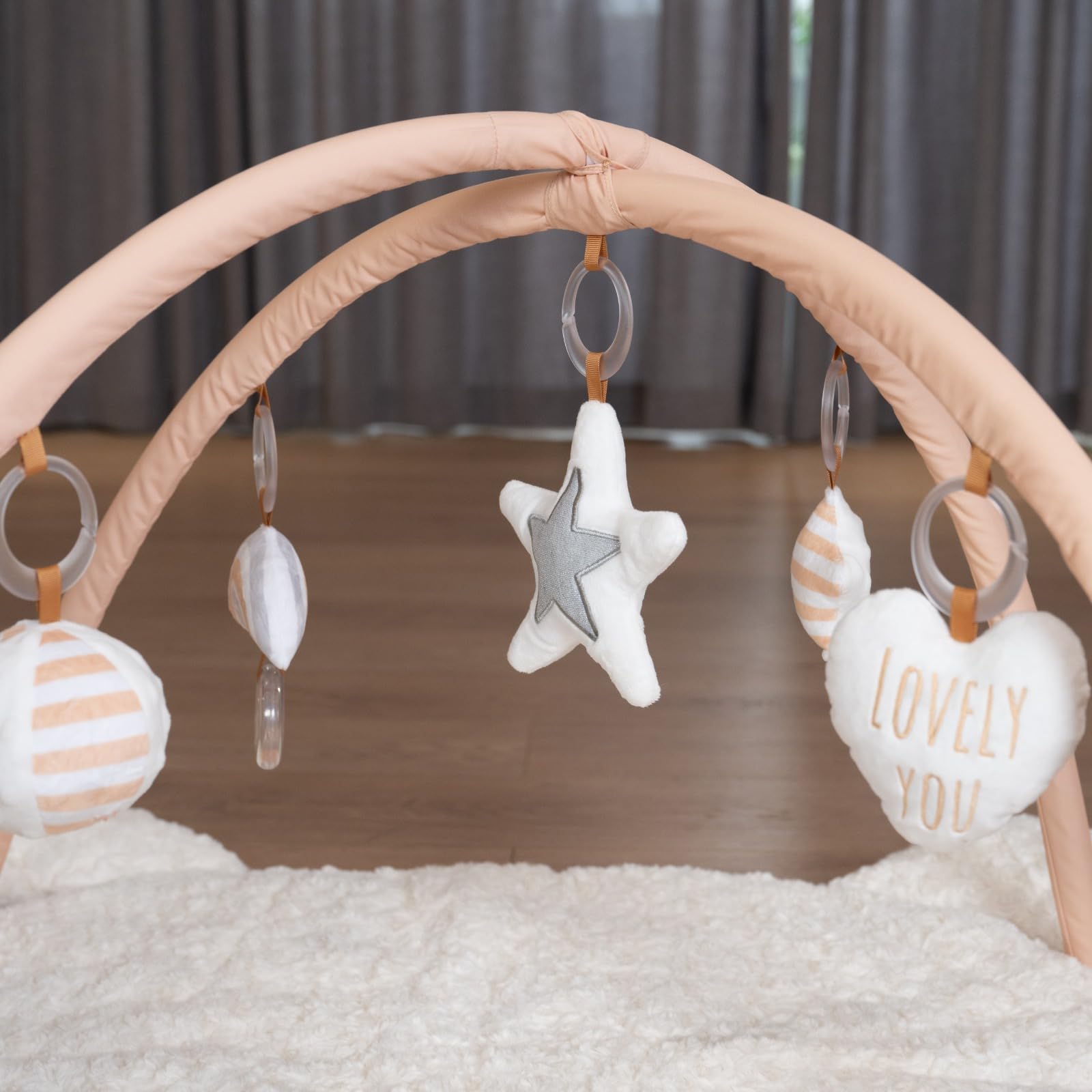 LADIDA non-slip bottom keeps the mat stable during play