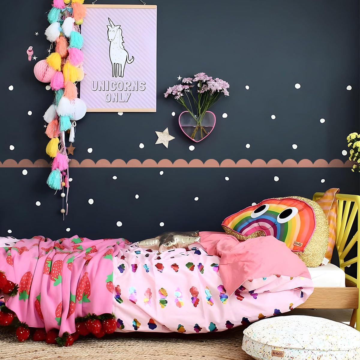 Ladinimo coffee color wall decor suits kids’ rooms and play spaces.