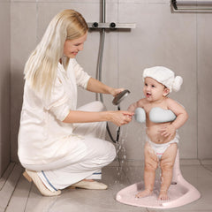 Laigoldana anti slip base provides stable footing during infant baths