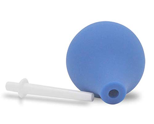 Lancsdom enema kit includes bulb and nozzle for ready use and hygiene.